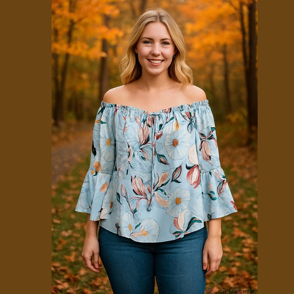 Cupcakes & Cashmere Blue Floral Off Shoulder Blouse Size L - Picture 1 of 4